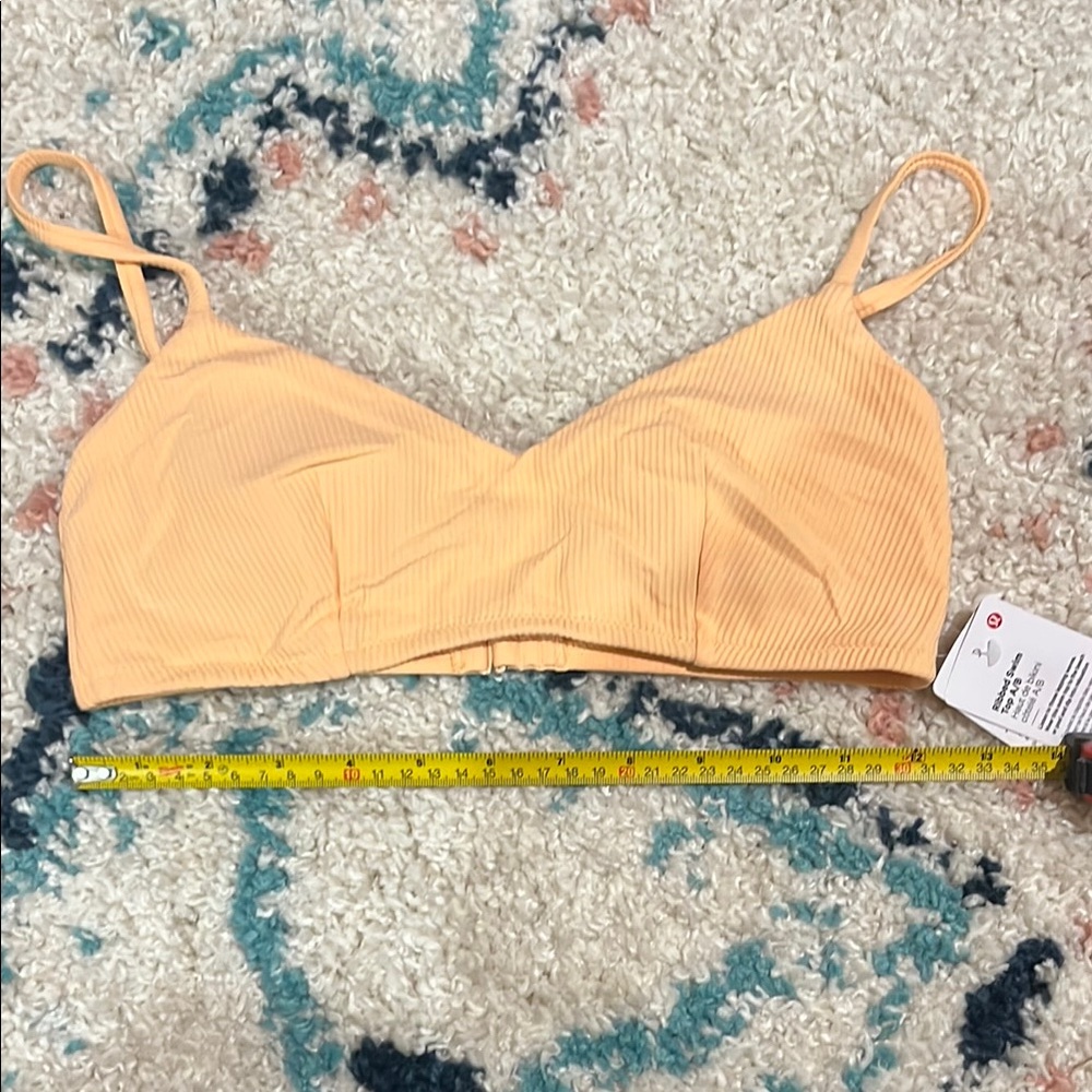 Women's Peach Bikini top NWT 6 Lululemon